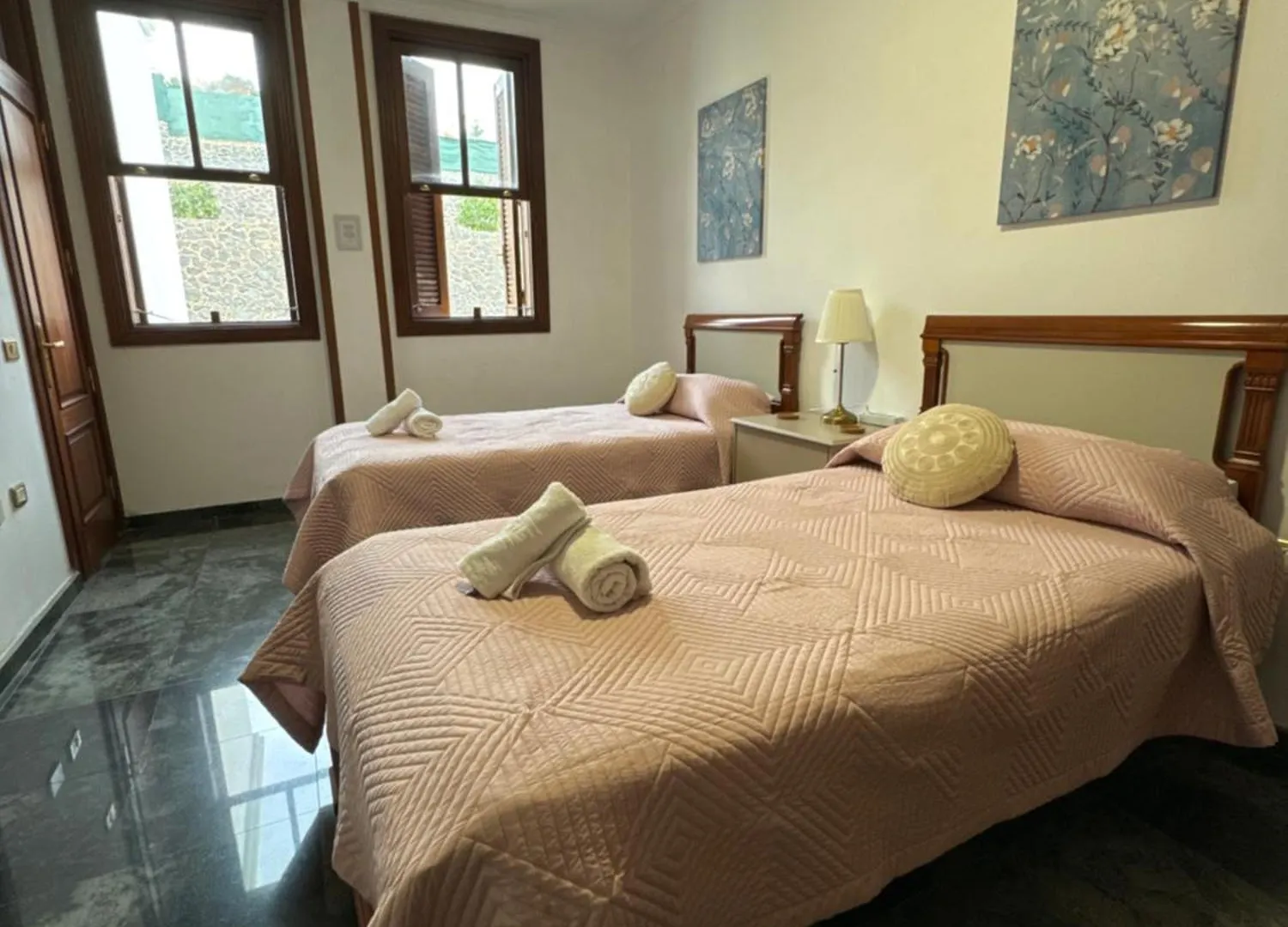 Villa Gonzalez Sea Views 0*, Radazul Spain